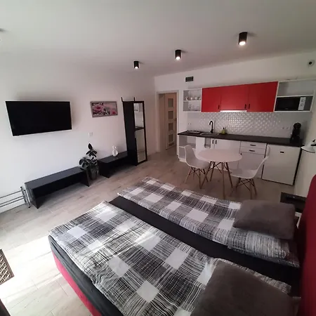 Appartement Ancsi Apartmanhaz Balatonlelle