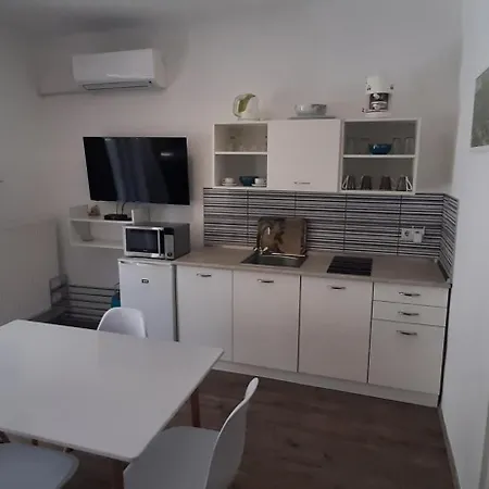 Ancsi Apartmanhaz