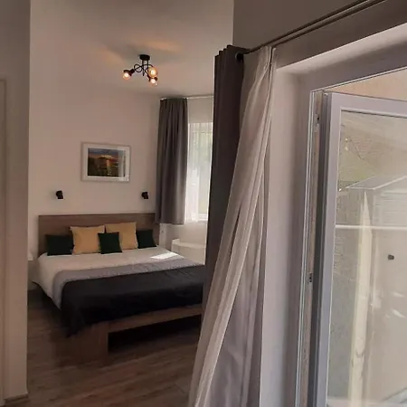 Ancsi Apartmanhaz Daire *