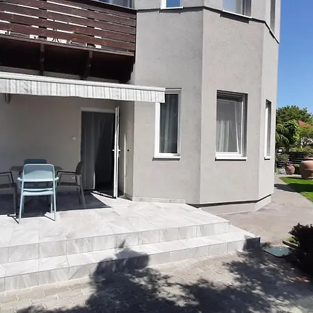 Ancsi Apartmanhaz *