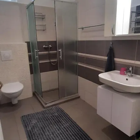 Ancsi Apartmanhaz Balatonlelle