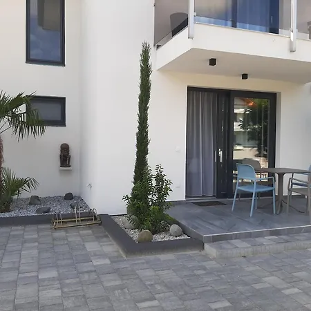 Daire Ancsi Apartmanhaz *