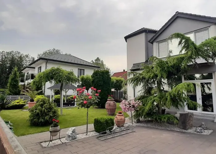 Ancsi Apartmanhaz * Balatonlelle